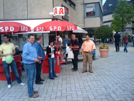 SPD Infostand Nagolder Vorstadtplatz 02.05.09