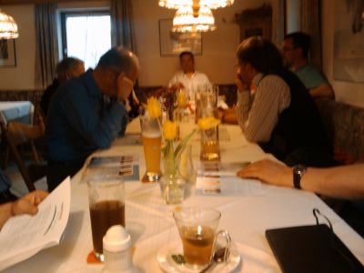 Diskussion mit Kandidaten in Gündringen.