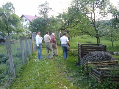 Ortsrundgang mit Kandidaten in Pfrondorf.