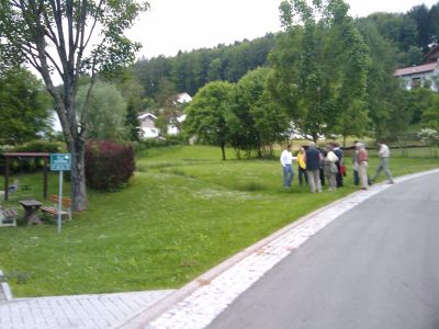 Ortsrundgang mit Kandidaten in Pfrondorf.
